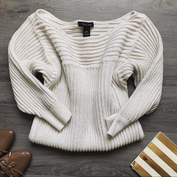 White House Black Market Sweaters - White House Black Market Soft Cozy Chunky Sweater
